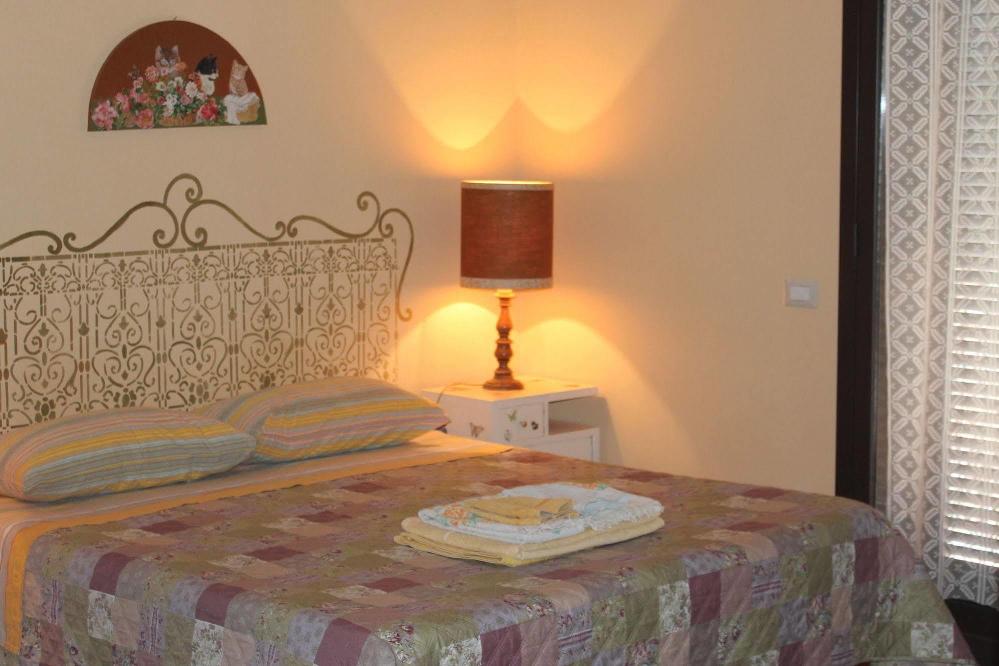 B&B La Rena Rossa Николози Экстерьер фото